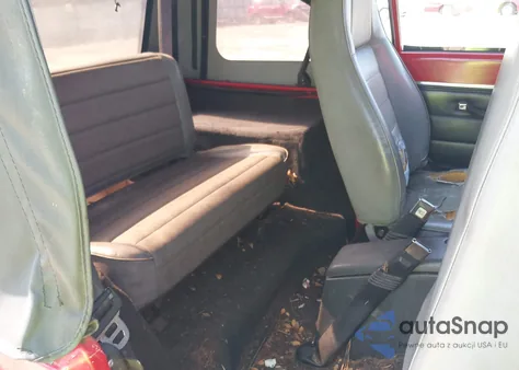 1995 Jeep Wrangler / Yj Se z USA, uszkodzony, nr VIN 1J4FY29S4SP202850